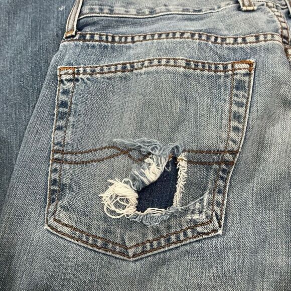 Lucky Brand Dungarees by Gene Montesano Distressed Lazy Day Jeans Size 31 - Picture 4 of 9